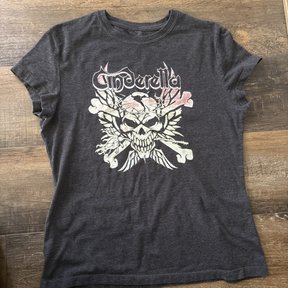 Cinderella Vintage Vinyl Youth Girls Graphic T-Shirt XL Rock Heavy Metal Music